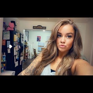 Meet your Posher, Alyssa